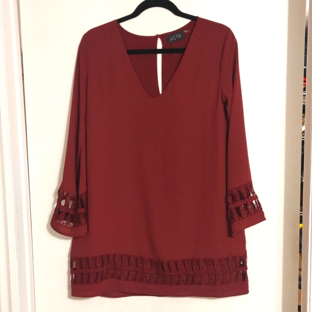3/$25 ASTR Nordstrom long sleeve chiffon top blouse with embroidery cut out